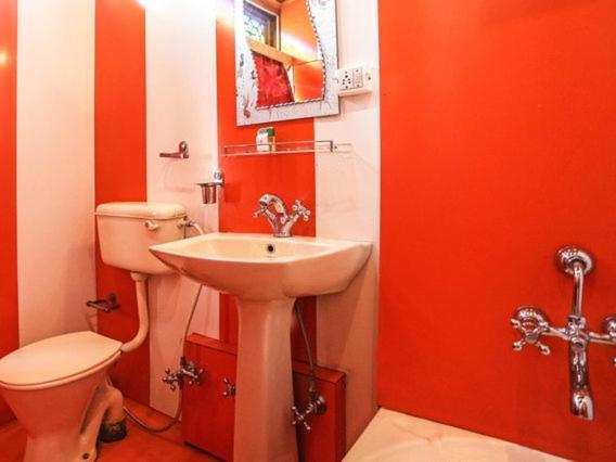 New Lakes Crown Group Of Houseboats Srīnagar Kamer foto